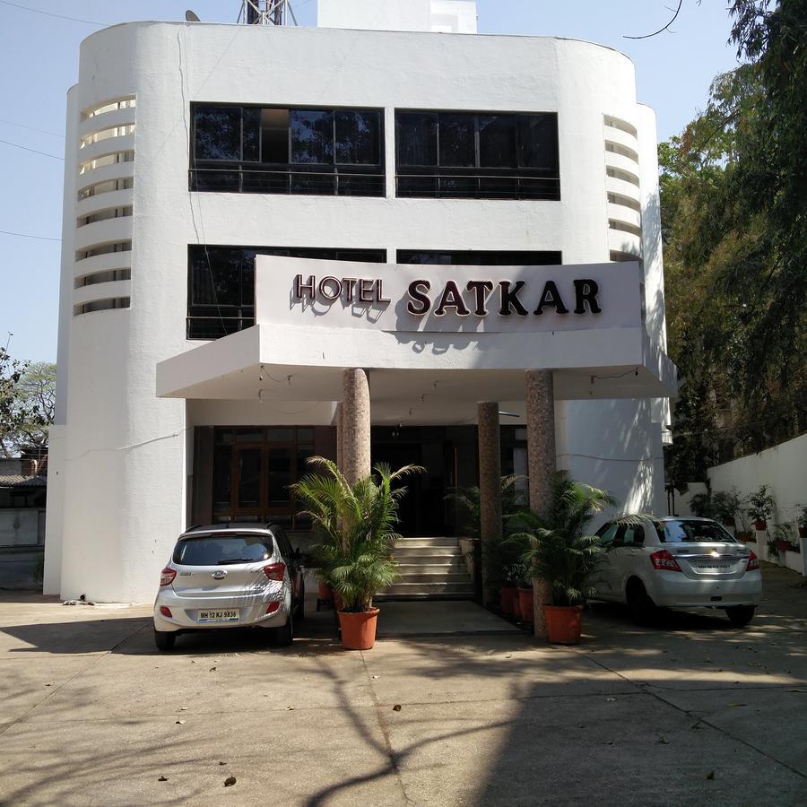 פונה Hotel Satkar מראה חיצוני תמונה